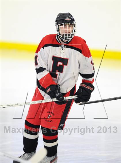 Thumbnail 3 in Darien @ Warde/Ludlowe photogallery.