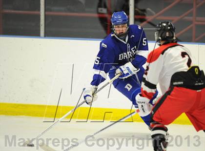 Thumbnail 1 in Darien @ Warde/Ludlowe photogallery.