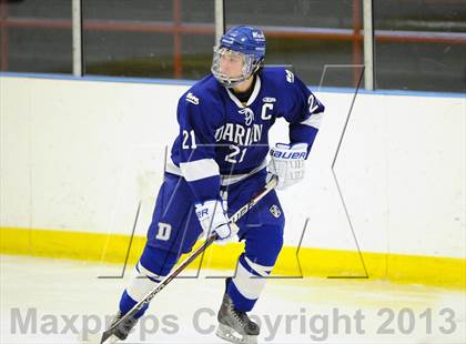 Thumbnail 2 in Darien @ Warde/Ludlowe photogallery.