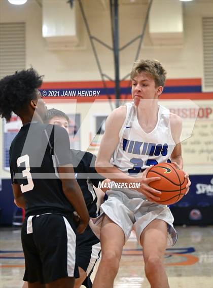 Thumbnail 2 in Pleasant Grove vs. Trinity Christian (Tarkanian Classic) photogallery.