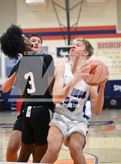 Thumbnail 3 in Pleasant Grove vs. Trinity Christian (Tarkanian Classic) photogallery.