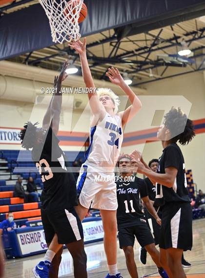 Thumbnail 3 in Pleasant Grove vs. Trinity Christian (Tarkanian Classic) photogallery.