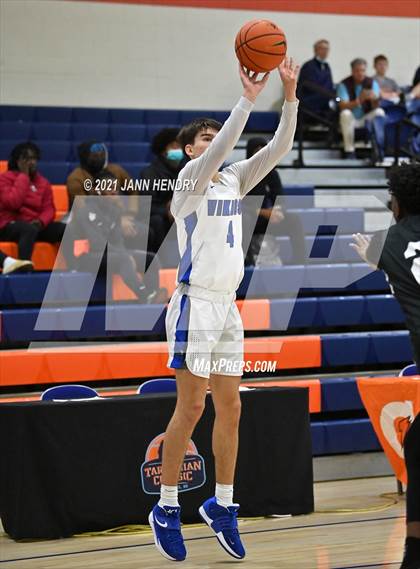 Thumbnail 1 in Pleasant Grove vs. Trinity Christian (Tarkanian Classic) photogallery.