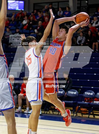 Thumbnail 2 in Wayne Trace vs. West Noble (PSM Holiday Shootout) photogallery.