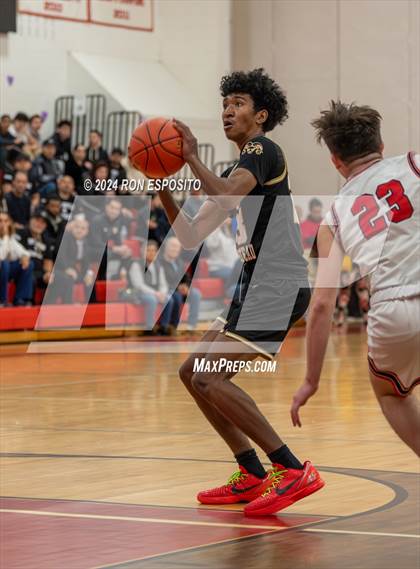 Thumbnail 1 in West Hempstead vs Pierson (NYSPHSAA Class B Regional Semifinal) photogallery.