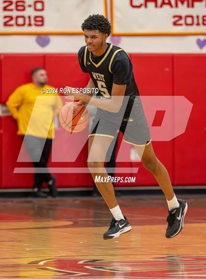 Thumbnail 3 in West Hempstead vs Pierson (NYSPHSAA Class B Regional Semifinal) photogallery.