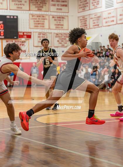 Thumbnail 3 in West Hempstead vs Pierson (NYSPHSAA Class B Regional Semifinal) photogallery.