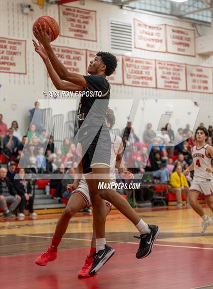 Thumbnail 3 in West Hempstead vs Pierson (NYSPHSAA Class B Regional Semifinal) photogallery.