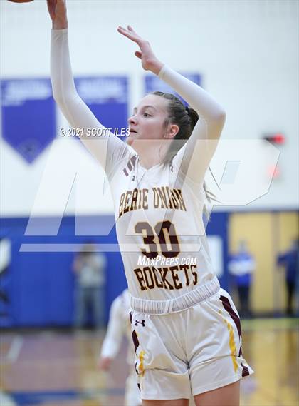 Thumbnail 1 in Peebles vs Berne Union (OHSAA D4 Regional Semifinal) photogallery.