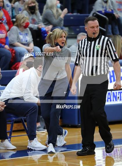 Thumbnail 2 in Peebles vs Berne Union (OHSAA D4 Regional Semifinal) photogallery.
