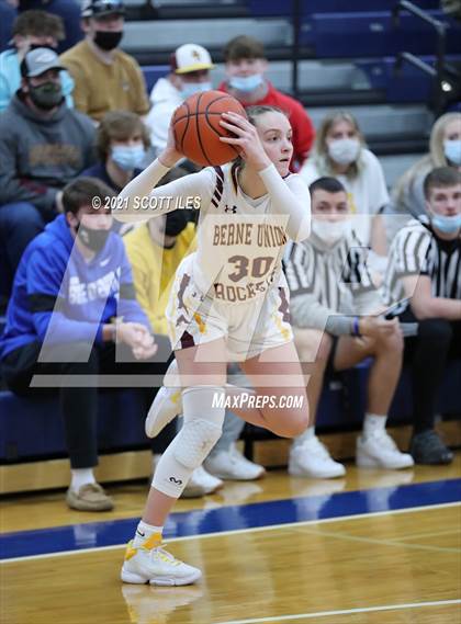 Thumbnail 3 in Peebles vs Berne Union (OHSAA D4 Regional Semifinal) photogallery.