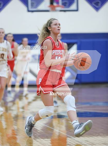 Thumbnail 2 in Peebles vs Berne Union (OHSAA D4 Regional Semifinal) photogallery.