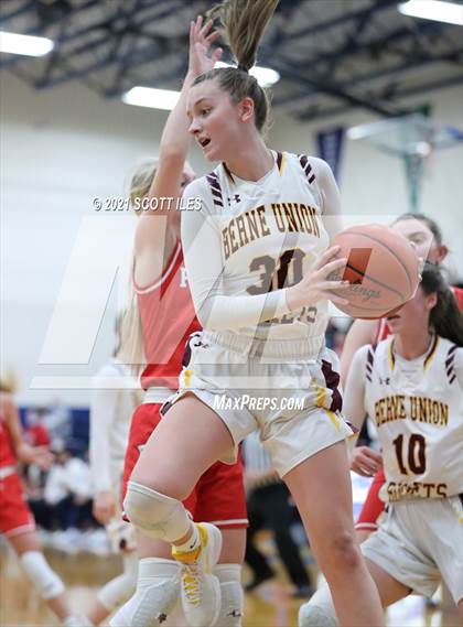 Thumbnail 2 in Peebles vs Berne Union (OHSAA D4 Regional Semifinal) photogallery.