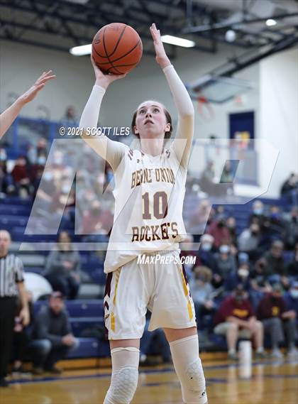 Thumbnail 2 in Peebles vs Berne Union (OHSAA D4 Regional Semifinal) photogallery.
