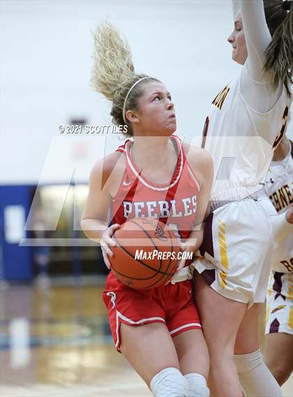 Thumbnail 3 in Peebles vs Berne Union (OHSAA D4 Regional Semifinal) photogallery.