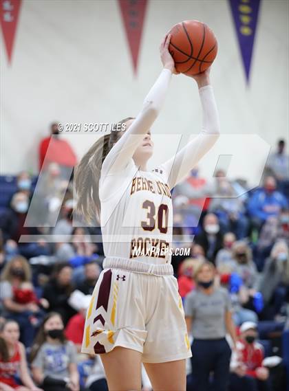 Thumbnail 3 in Peebles vs Berne Union (OHSAA D4 Regional Semifinal) photogallery.