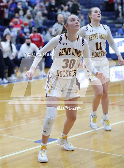 Thumbnail 3 in Peebles vs Berne Union (OHSAA D4 Regional Semifinal) photogallery.