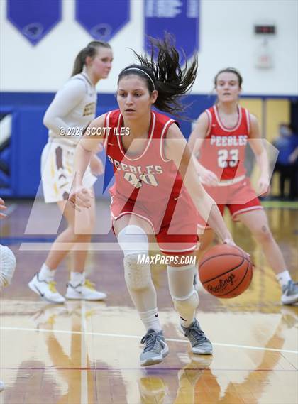 Thumbnail 3 in Peebles vs Berne Union (OHSAA D4 Regional Semifinal) photogallery.
