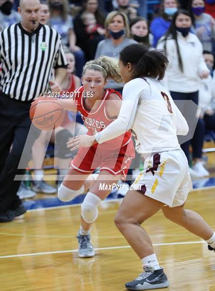 Thumbnail 1 in Peebles vs Berne Union (OHSAA D4 Regional Semifinal) photogallery.