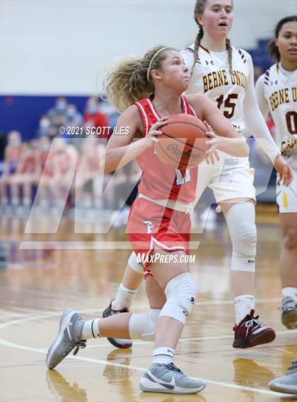 Thumbnail 2 in Peebles vs Berne Union (OHSAA D4 Regional Semifinal) photogallery.