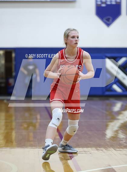 Thumbnail 3 in Peebles vs Berne Union (OHSAA D4 Regional Semifinal) photogallery.