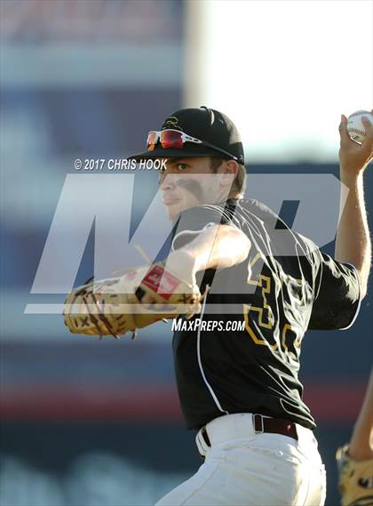 Thumbnail 1 in Nogales vs. Salpointe Catholic (AIA 4A Final) photogallery.