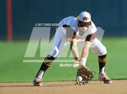 Thumbnail 3 in Nogales vs. Salpointe Catholic (AIA 4A Final) photogallery.