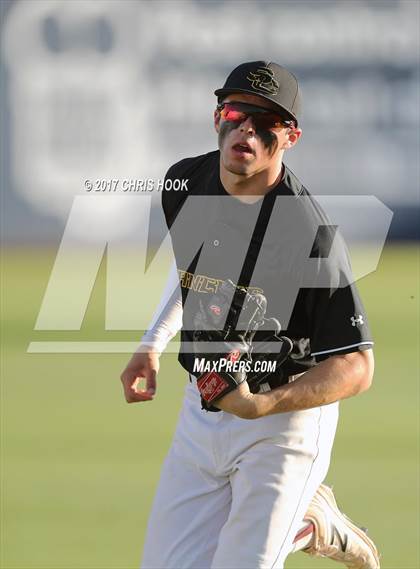 Thumbnail 3 in Nogales vs. Salpointe Catholic (AIA 4A Final) photogallery.