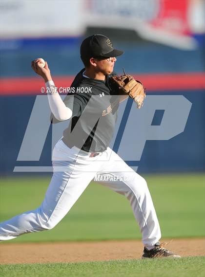 Thumbnail 3 in Nogales vs. Salpointe Catholic (AIA 4A Final) photogallery.
