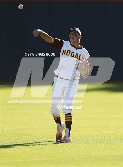 Thumbnail 1 in Nogales vs. Salpointe Catholic (AIA 4A Final) photogallery.