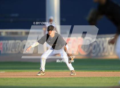 Thumbnail 2 in Nogales vs. Salpointe Catholic (AIA 4A Final) photogallery.