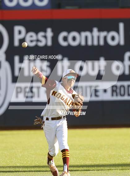 Thumbnail 3 in Nogales vs. Salpointe Catholic (AIA 4A Final) photogallery.