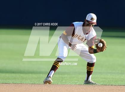 Thumbnail 3 in Nogales vs. Salpointe Catholic (AIA 4A Final) photogallery.
