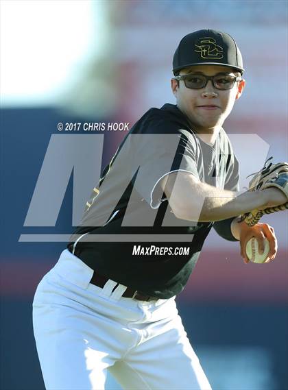 Thumbnail 3 in Nogales vs. Salpointe Catholic (AIA 4A Final) photogallery.
