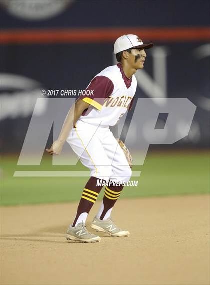 Thumbnail 3 in Nogales vs. Salpointe Catholic (AIA 4A Final) photogallery.