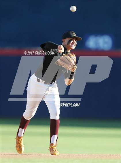 Thumbnail 3 in Nogales vs. Salpointe Catholic (AIA 4A Final) photogallery.
