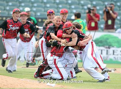 Thumbnail 2 in Bishop vs. West (UIL 3A Final) photogallery.