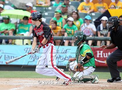 Thumbnail 1 in Bishop vs. West (UIL 3A Final) photogallery.