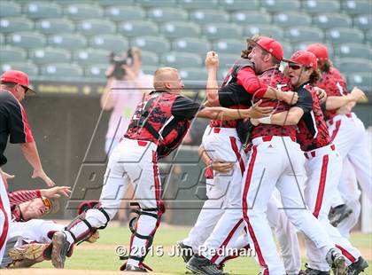 Thumbnail 2 in Bishop vs. West (UIL 3A Final) photogallery.