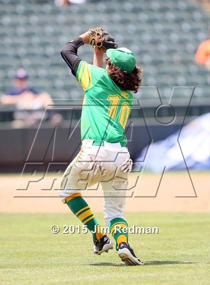Thumbnail 2 in Bishop vs. West (UIL 3A Final) photogallery.