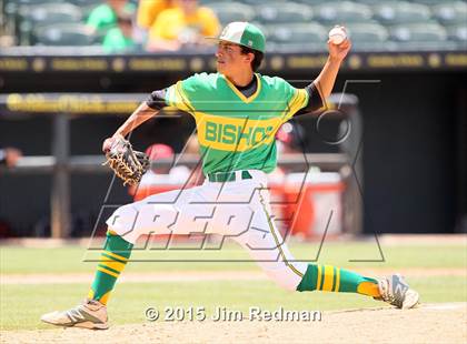 Thumbnail 2 in Bishop vs. West (UIL 3A Final) photogallery.