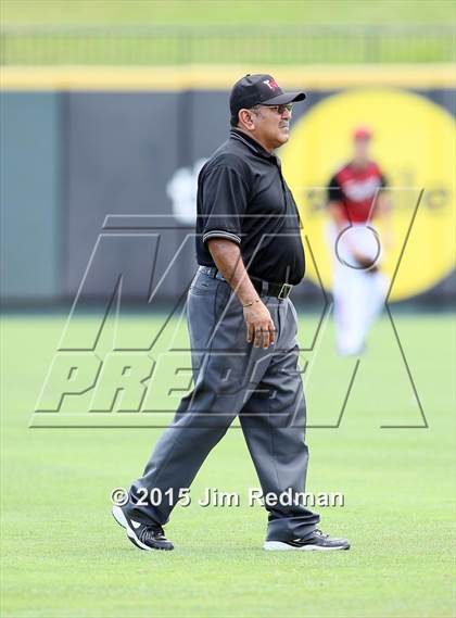 Thumbnail 1 in Bishop vs. West (UIL 3A Final) photogallery.