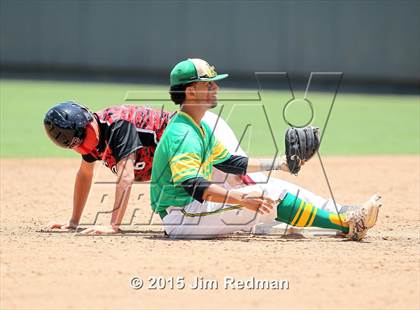 Thumbnail 3 in Bishop vs. West (UIL 3A Final) photogallery.