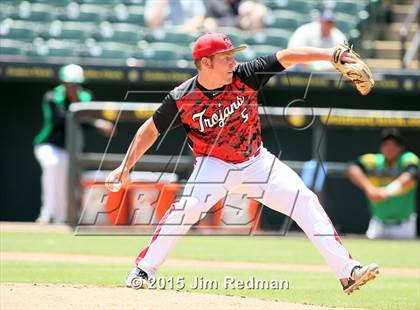 Thumbnail 2 in Bishop vs. West (UIL 3A Final) photogallery.