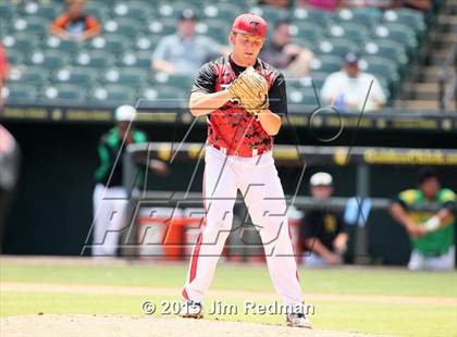 Thumbnail 2 in Bishop vs. West (UIL 3A Final) photogallery.