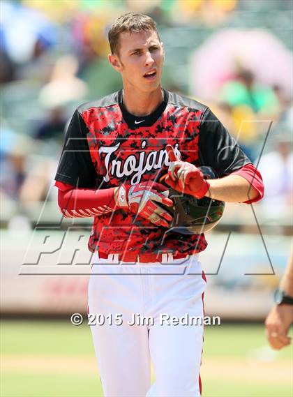 Thumbnail 2 in Bishop vs. West (UIL 3A Final) photogallery.