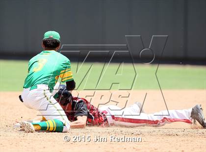 Thumbnail 2 in Bishop vs. West (UIL 3A Final) photogallery.