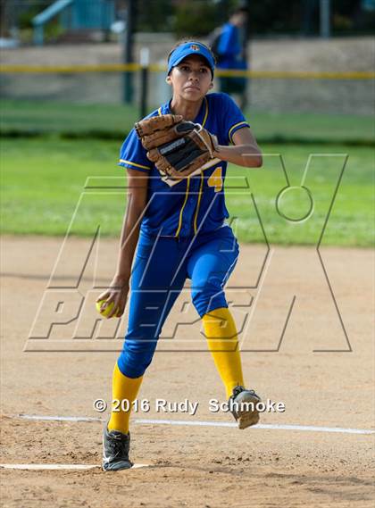 Thumbnail 2 in San Pasqual @ San Dieguito Academy photogallery.