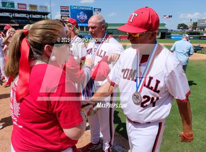 Thumbnail 2 in Tomball vs. Kingwood (UIL Baseball 6A D2 Final) photogallery.