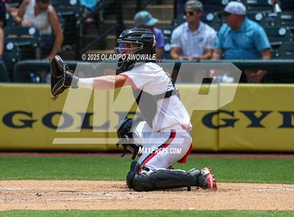 Thumbnail 3 in Tomball vs. Kingwood (UIL Baseball 6A D2 Final) photogallery.